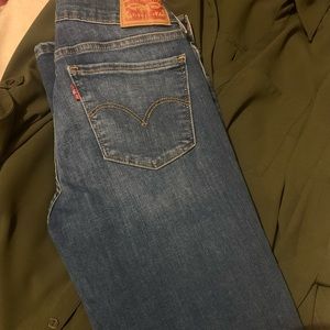 Levis 710 Super Skinny